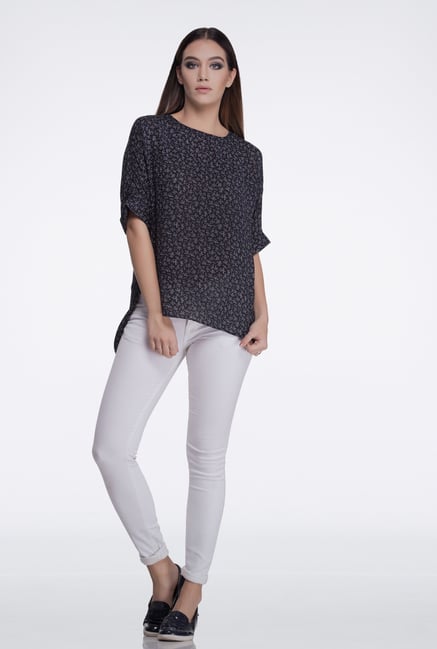 Femella Navy Printed Back Slit Top Femella Navy Printed Back Slit Top