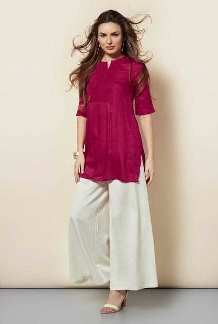 109 F Maroon Embroidered Tunic 109 F Maroon Embroidered Tunic