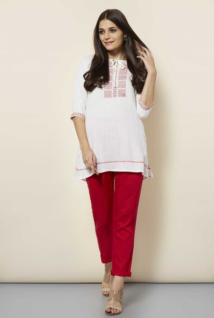 109 F Birch Embroidered Tunic 109 F Birch Embroidered Tunic