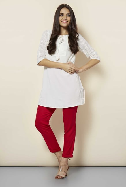 109 F Birch Embroidered Kurti 109 F Birch Embroidered Kurti