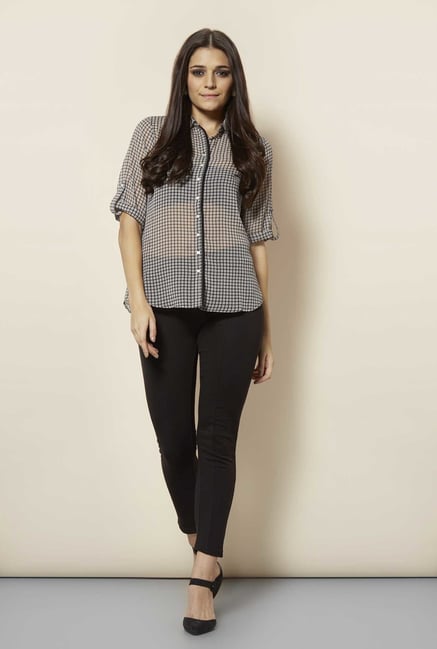 109 F Black Checks Top 109 F Black Checks Top