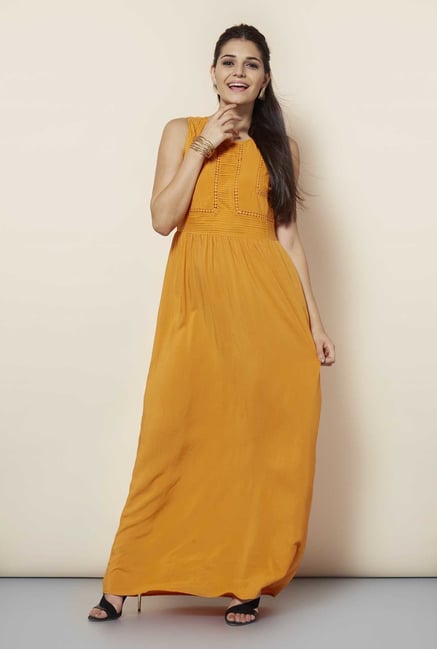 109 F Papaya Solid Casual Dress 109 F Papaya Solid Casual Dress