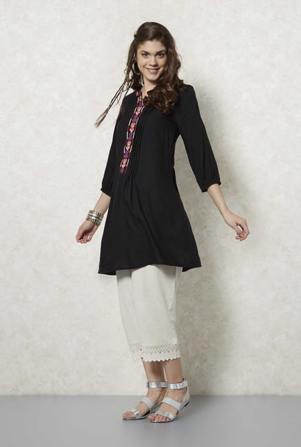 Fusion Beats Black Printed Kurta Fusion Beats Black Printed Kurta