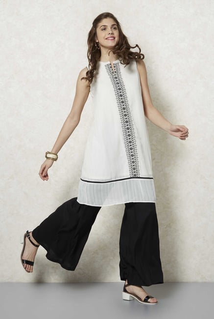 Fusion Beats Cream Embroidered Tunic Fusion Beats Cream Embroidered Tunic