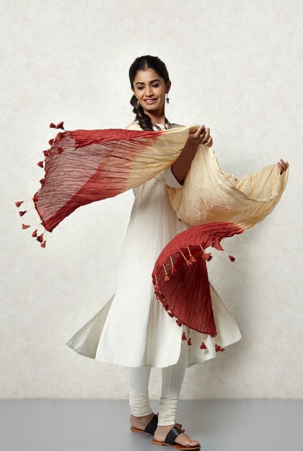 Okhai Beige & Red Malmal Crushed Dupatta Okhai Beige & Red Malmal Crushed Dupatta
