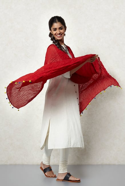 Okhai Red Malmal Crushed Dupatta Okhai Red Malmal Crushed Dupatta