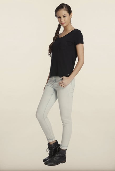 Only Black Solid T-Shirt Only Black Solid T-Shirt