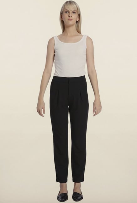 Vero Moda Black Pleated Casual Trouser Vero Moda Black Pleated Casual Trouser