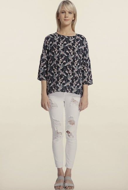 Vero Moda Black Printed Top Vero Moda Black Printed Top