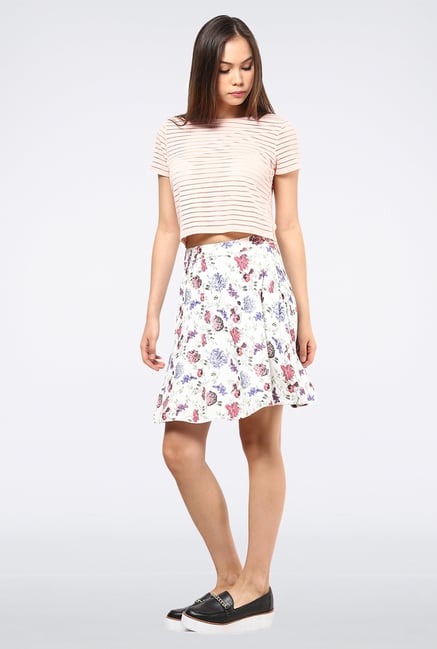 Femella White Floral Printed Skirt Femella White Floral Printed Skirt