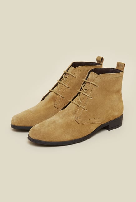 La Briza Tan Ankle Length Chukka Boots La Briza Tan Ankle Length Chukka Boots