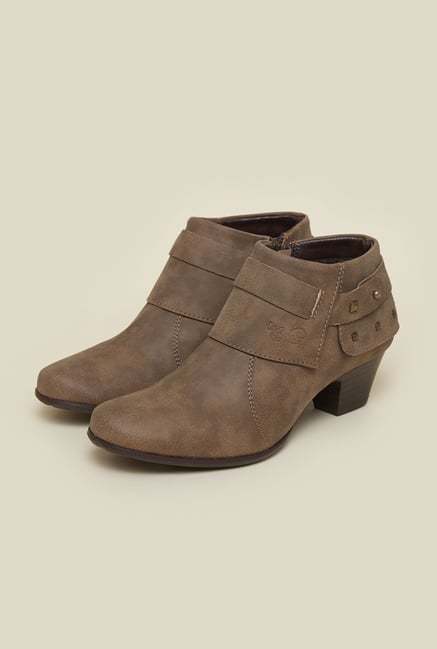 La Briza Tan Ankle Strap Boots La Briza Tan Ankle Strap Boots