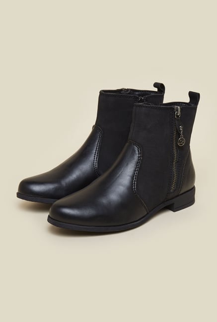 La Briza Black Ankle Length Chelsea Boots La Briza Black Ankle Length Chelsea Boots
