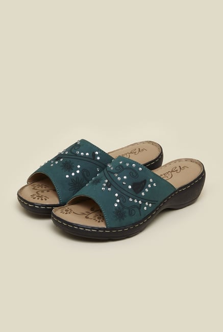 La Briza Green Wedges La Briza Green Wedges