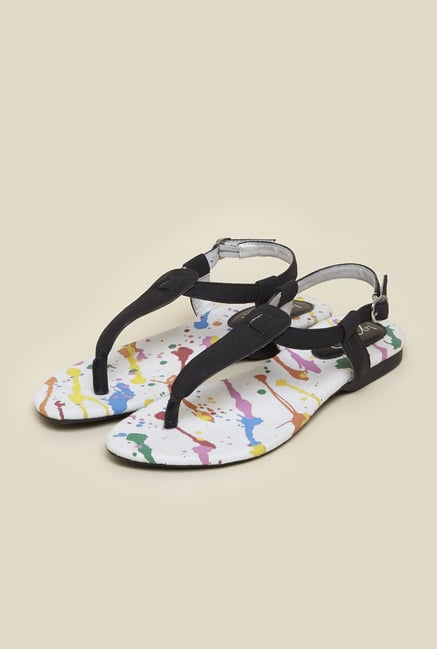 La Briza Black Flat Sandals La Briza Black Flat Sandals