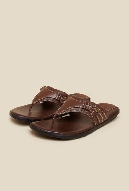 Buckaroo Paxton Brown Leather Thong Sandals Buckaroo Paxton Brown Leather Thong Sandals