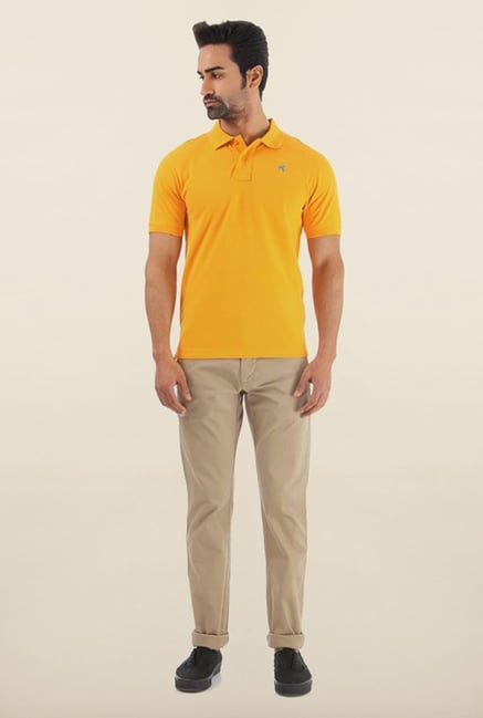 Shapes Beige Solid Slim Fit Chinos Shapes Beige Solid Slim Fit Chinos