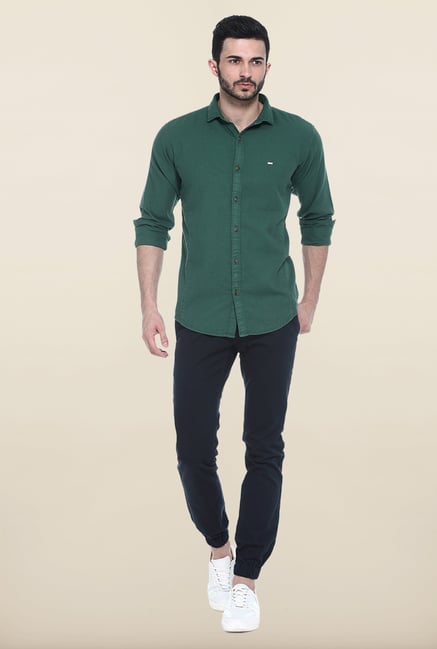 Basics Green Solid Slim Fit Casual Shirt Basics Green Solid Slim Fit Casual Shirt