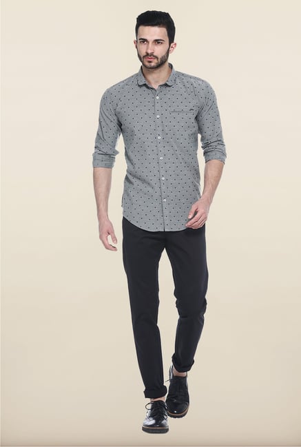 Basics Black Solid Straight Fit Chinos Basics Black Solid Straight Fit Chinos