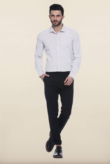 Basics Black Solid Straight Fit Cotton Chinos Basics Black Solid Straight Fit Cotton Chinos