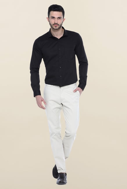 Basics Black Solid Cotton Casual Shirt Basics Black Solid Cotton Casual Shirt