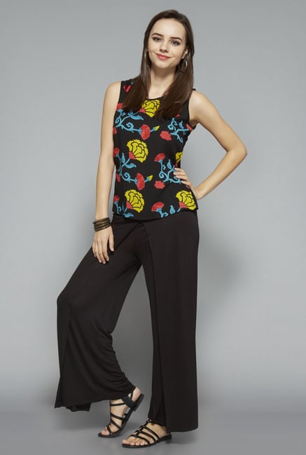 Bombay Paisley Black Floral Printed Top Bombay Paisley Black Floral Printed Top