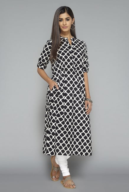 Utsa Black Printed Long Kurta Utsa Black Printed Long Kurta