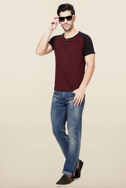 Allen Solly Maroon Solid Henley T-Shirt Allen Solly Maroon Solid Henley T-Shirt