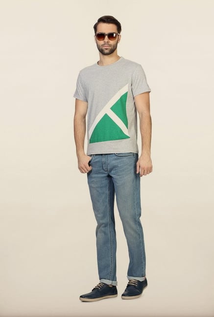 Allen Solly Grey Graphic Print T-Shirt Allen Solly Grey Graphic Print T-Shirt