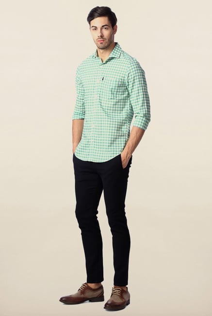 Peter England Green Gingham Checks Shirt Peter England Green Gingham Checks Shirt