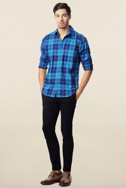 Peter England Blue & Navy Checks Casual Shirt Peter England Blue & Navy Checks Casual Shirt