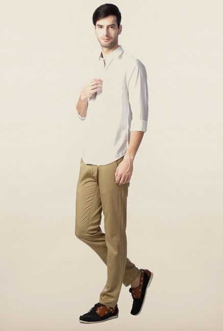 Peter England White Solid Casual Shirt Peter England White Solid Casual Shirt