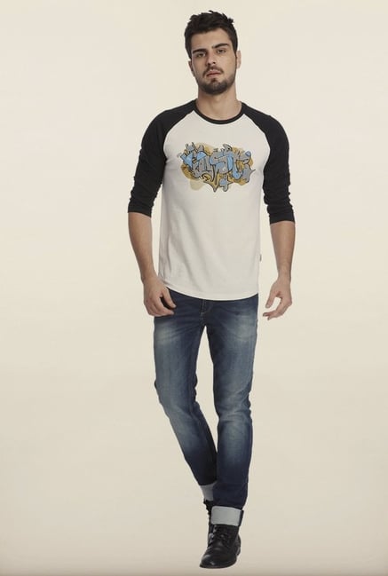 Jack & Jones White And Black Graphic Print Crew T-Shirt Jack & Jones White And Black Graphic Print Crew T-Shirt