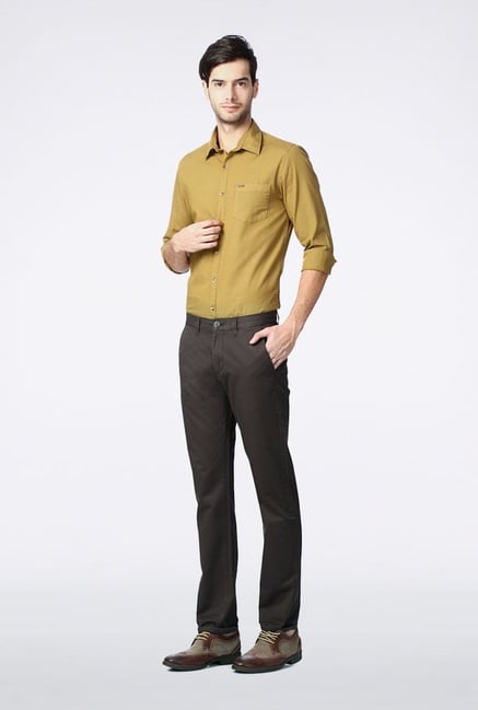 Peter England Brown Slim Fit Casual Trouser Peter England Brown Slim Fit Casual Trouser