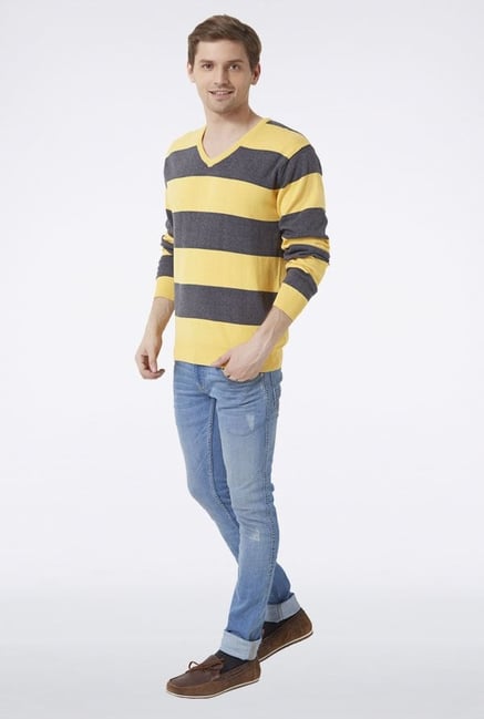 Peter England Yellow Striped Sweater Peter England Yellow Striped Sweater