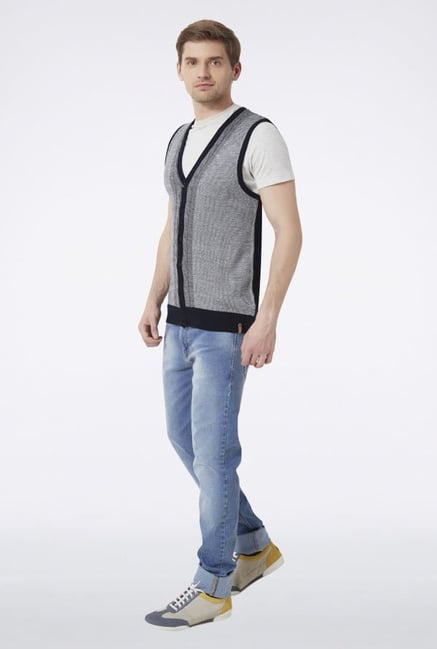 Peter England Grey Sleeveless Sweater Peter England Grey Sleeveless Sweater