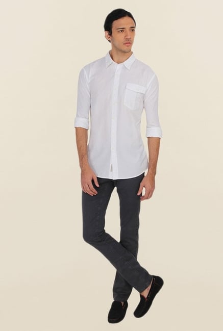 Calvin Klein White Solid Slim Fit Casual Shirt Calvin Klein White Solid Slim Fit Casual Shirt