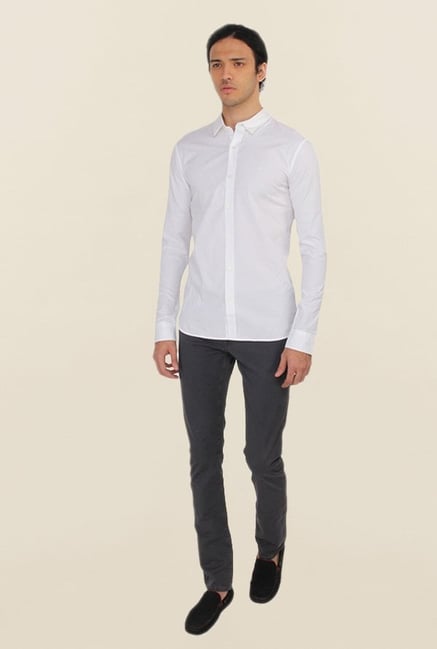 Calvin Klein White Slim Fit Cotton Casual Shirt Calvin Klein White Slim Fit Cotton Casual Shirt