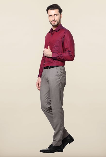 Peter England Maroon Solid Slim Fit Formal Shirt Peter England Maroon Solid Slim Fit Formal Shirt