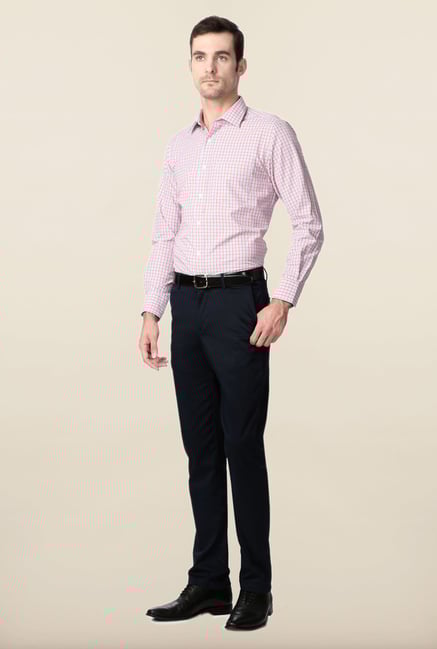 Peter England Red & Blue Checks Slim Fit Formal Shirt Peter England Red & Blue Checks Slim Fit Formal Shirt