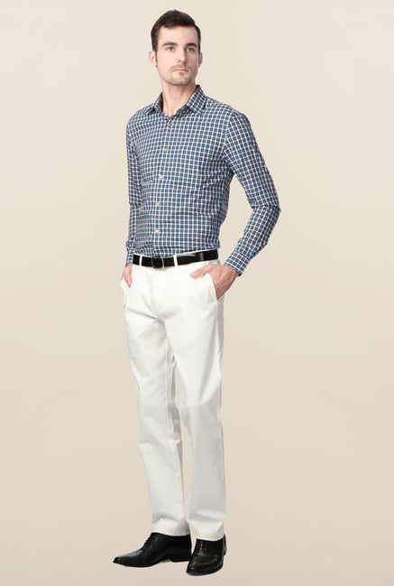 Peter England Blue Checks Slim Fit Cotton Formal Shirt Peter England Blue Checks Slim Fit Cotton Formal Shirt