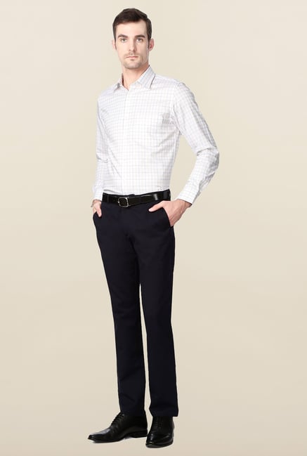 Peter England White Checks Slim Fit Cotton Shirt Peter England White Checks Slim Fit Cotton Shirt