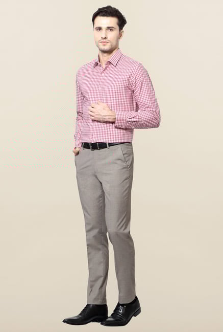 Peter England Pink Slim Fit Cotton Formal Shirt Peter England Pink Slim Fit Cotton Formal Shirt