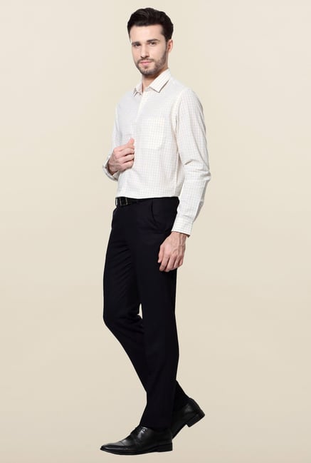 Peter England White Checks Slim Fit Cotton Formal Shirt Peter England White Checks Slim Fit Cotton Formal Shirt
