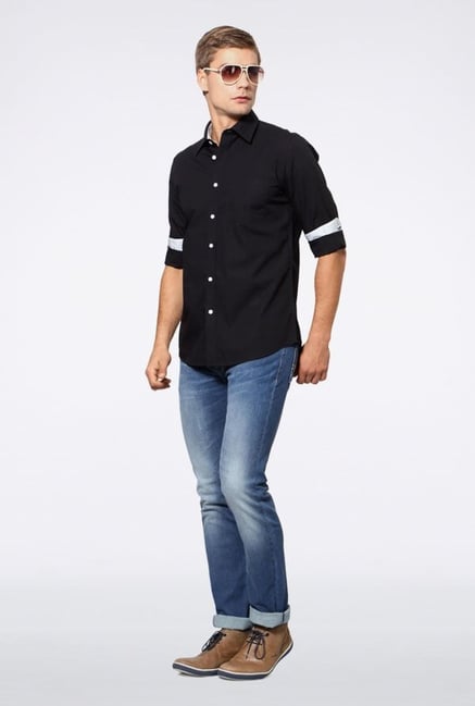 Allen Solly Black Solid Slim Fit Casual Shirt Allen Solly Black Solid Slim Fit Casual Shirt