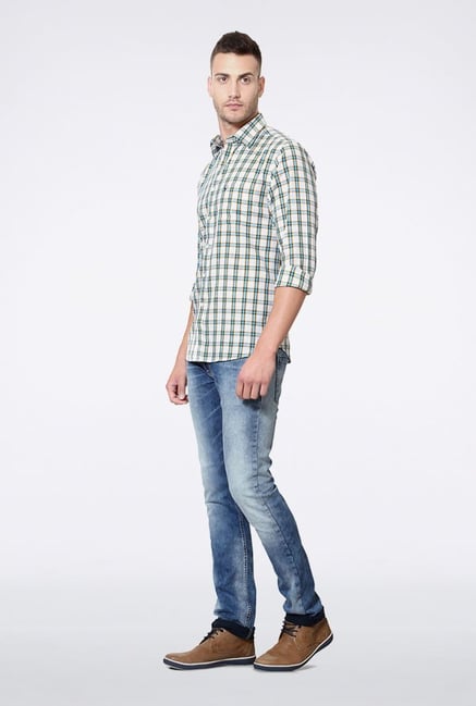 Allen Solly Blue & White Checks Casual Shirt Allen Solly Blue & White Checks Casual Shirt