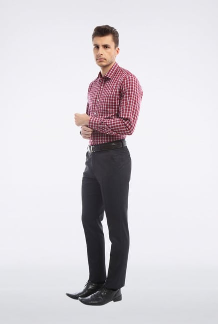 Peter England Maroon Checks Casual Shirt Peter England Maroon Checks Casual Shirt