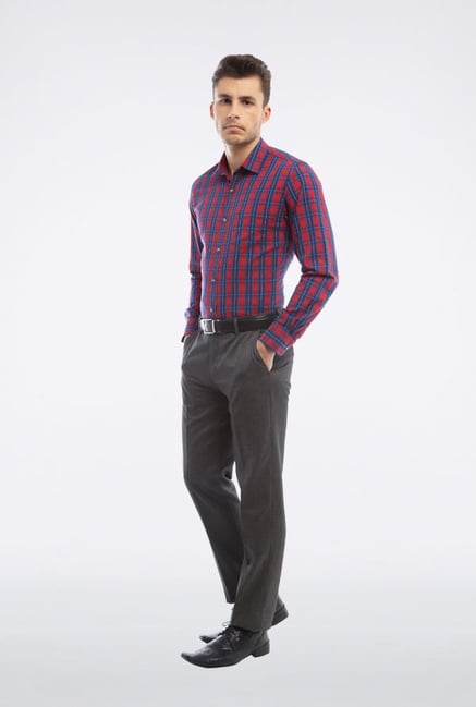 Peter England Red & Blue Checks Casual Shirt Peter England Red & Blue Checks Casual Shirt