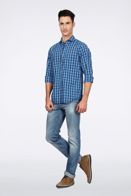 Peter England Blue Checks Slim fit Casual Shirt Peter England Blue Checks Slim fit Casual Shirt