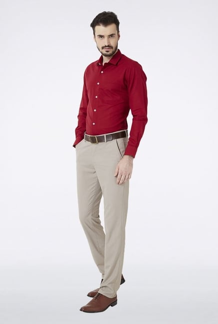 Peter England Maroon Slim fit Casual Shirt Peter England Maroon Slim fit Casual Shirt